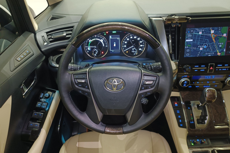 Toyota Alphard 2022 immagine di auto #11