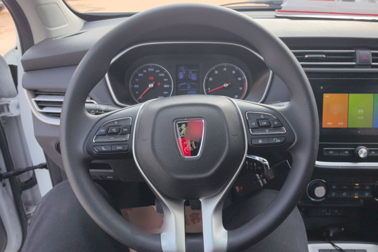 Roewe RX3 2021 изображение автомобиля #11