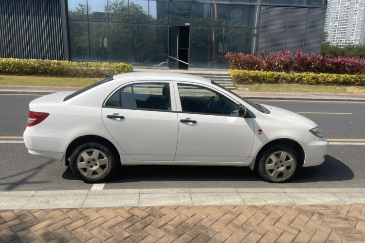 BYD F3 2019 car image #11
