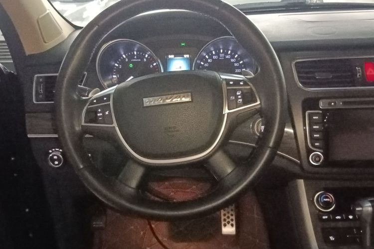 Haval H8 2016 #11 Haval H8 2016 car image #11