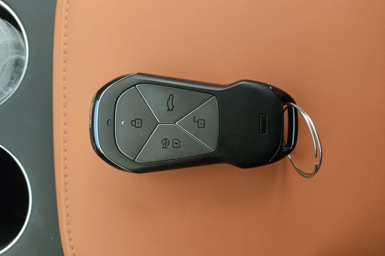 Xpeng G9 2025 #11 Xpeng G9 2025 imagem de carro #11