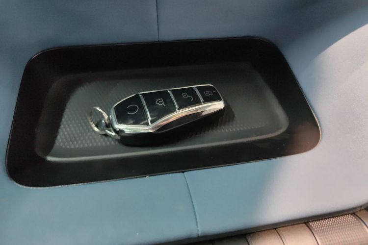 BYD Dolphin 2024 car image #11
