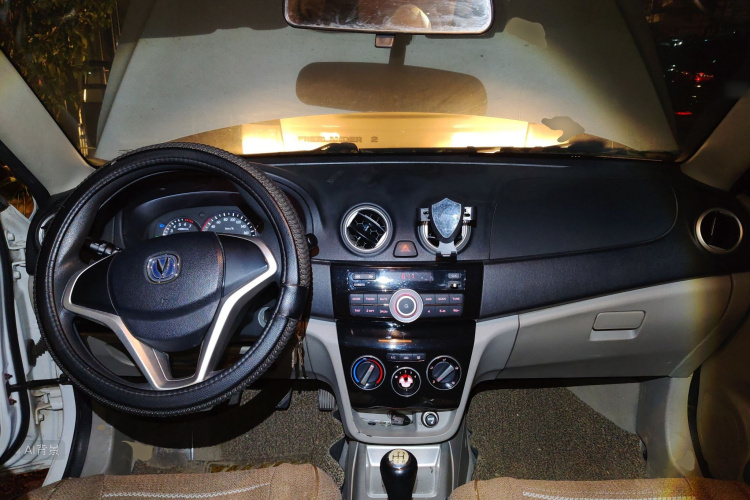 Changan Alsvin V3 2016 immagine di auto #11