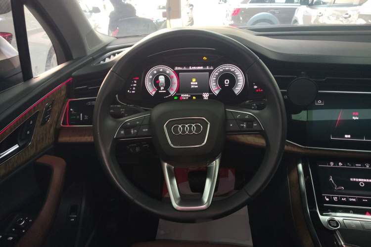 Audi Q7 2021 image de voiture #11