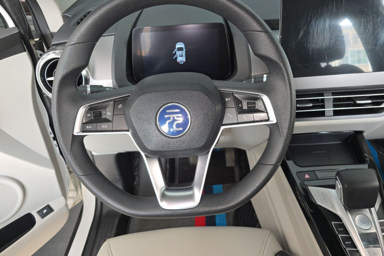 BYD Yuan Pro 2021 car image #11