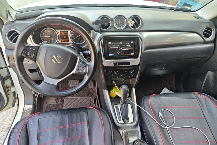 Suzuki Vitara 2016 #11 Suzuki Vitara 2016 car image #11
