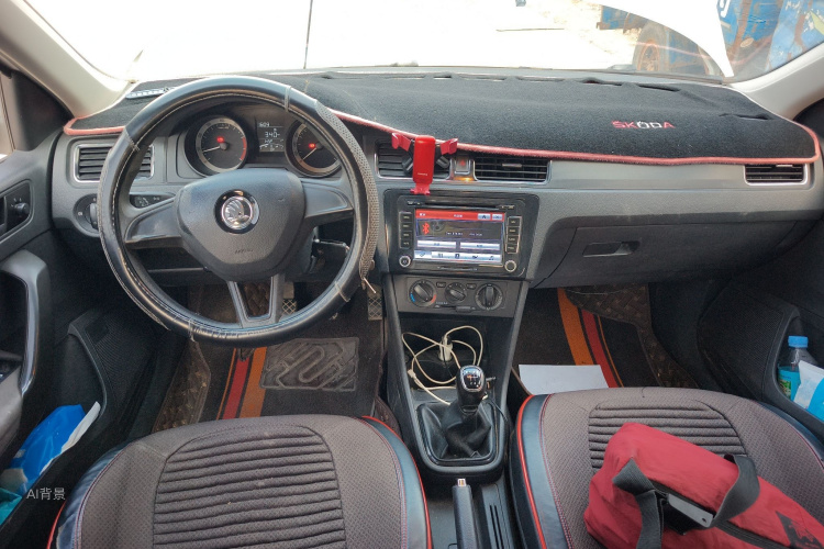 Skoda Rapid Spaceback 2017 car image #11