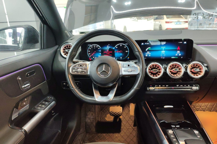 Mercedes-Benz EQA Class 2022 #11 Mercedes-Benz EQA Class 2022 immagine di auto #11