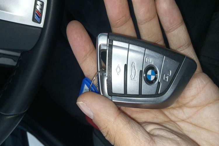 BMW 8 Series 2021 #11 BMW 8 Series 2021 car image #11