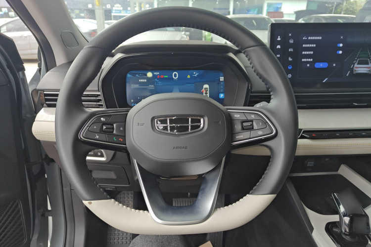 GEELY Emgrand L HiP 2023 #11 GEELY Emgrand L HiP 2023 car image #11