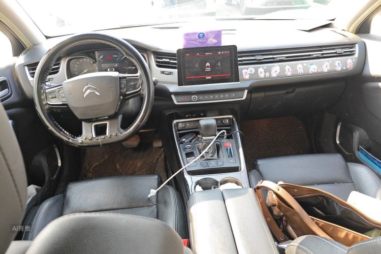 Citroen C5 2017 car image #11