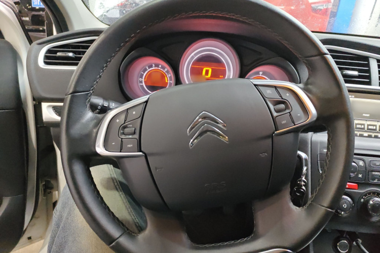 Citroen C4L 2017 #11 Citroen C4L 2017 car image #11