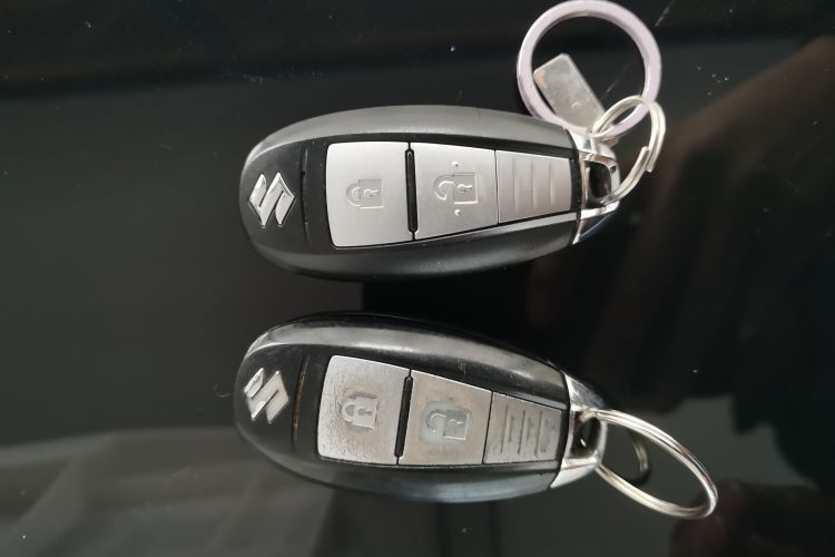 Suzuki S-Cross 2017 صورة سيارة #11