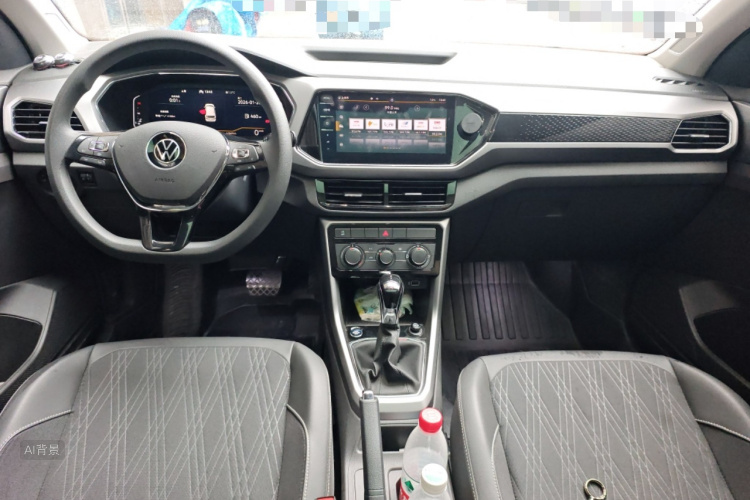 Volkswagen T-Cross 2022 #11 Volkswagen T-Cross 2022 car image #11