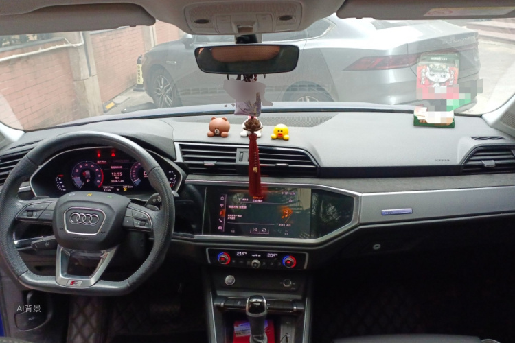 Audi Q3 Sportback 2020 car image #11