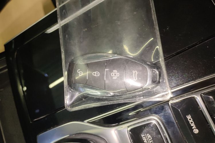 HongQi H9 2025 #11 HongQi H9 2025 car image #11