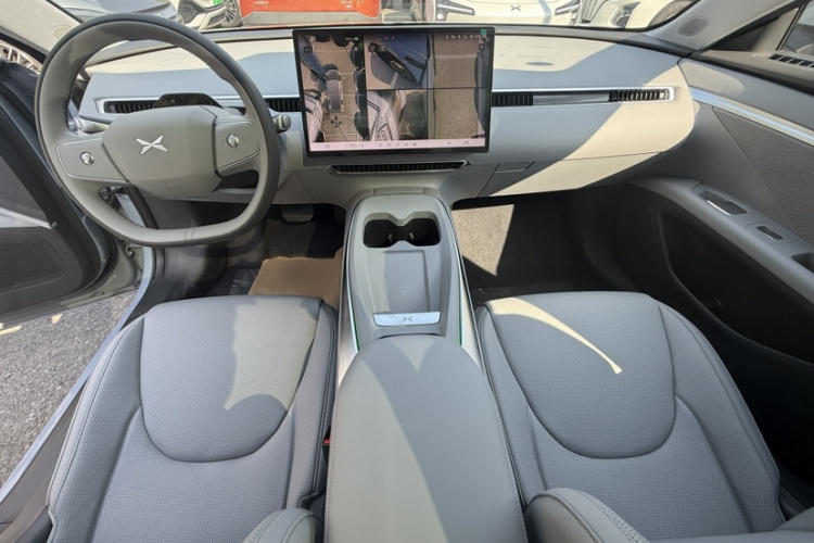 Xpeng MONA M03 2025 car image #11