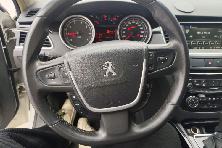 Peugeot 508 2015 car image #11