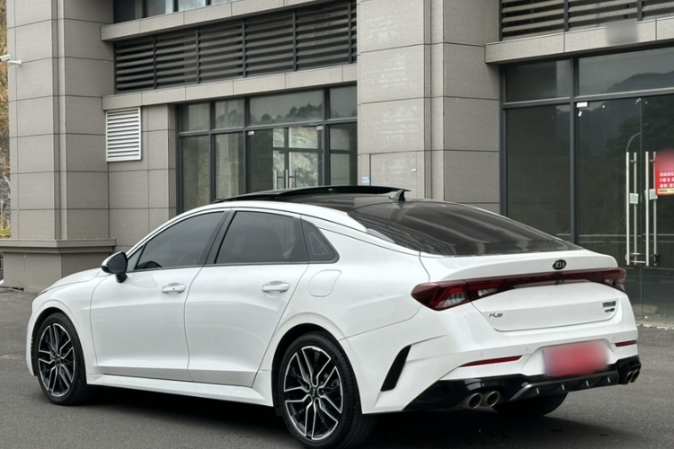 Kia K5 2020 car image #11