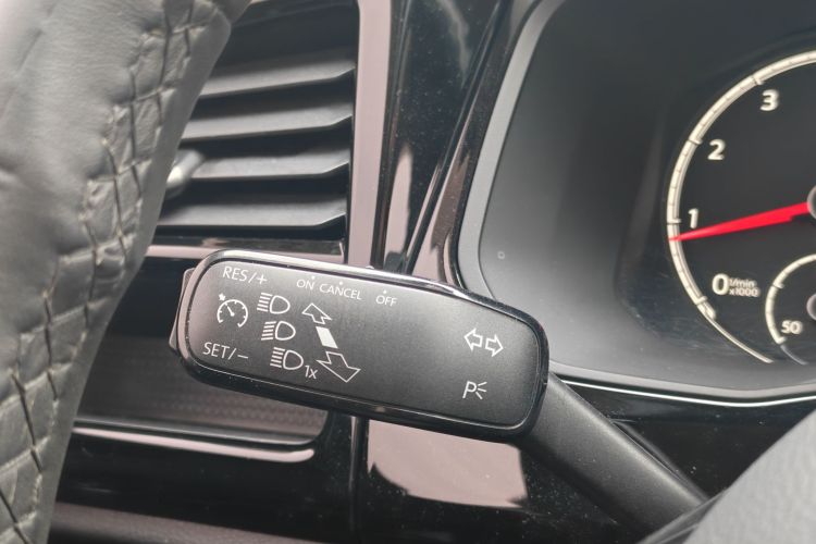 Jetta VS7 2021 car image #11