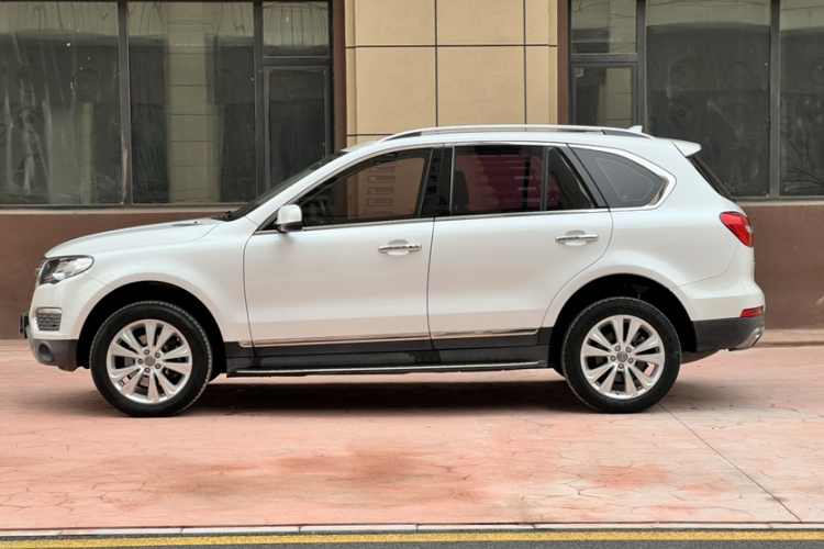 Haval H8 2018 car image #11