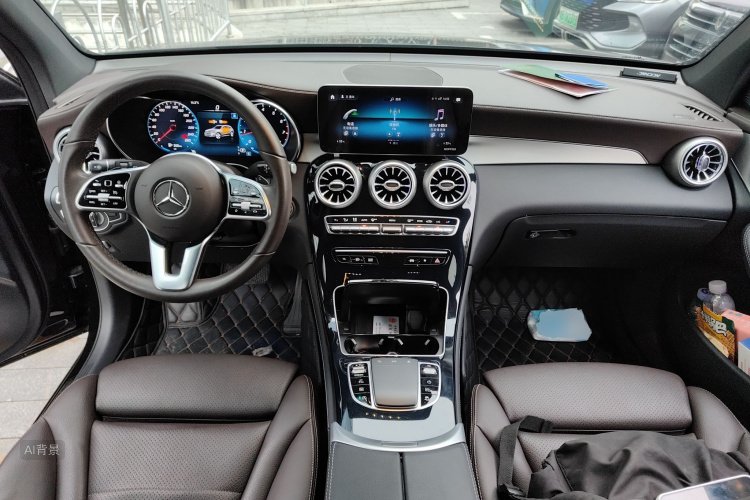 Mercedes-Benz GLC Class 2021 immagine di auto #11