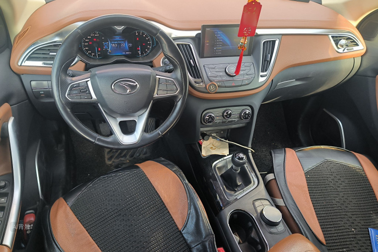 Soueast DX7 2016 car image #11