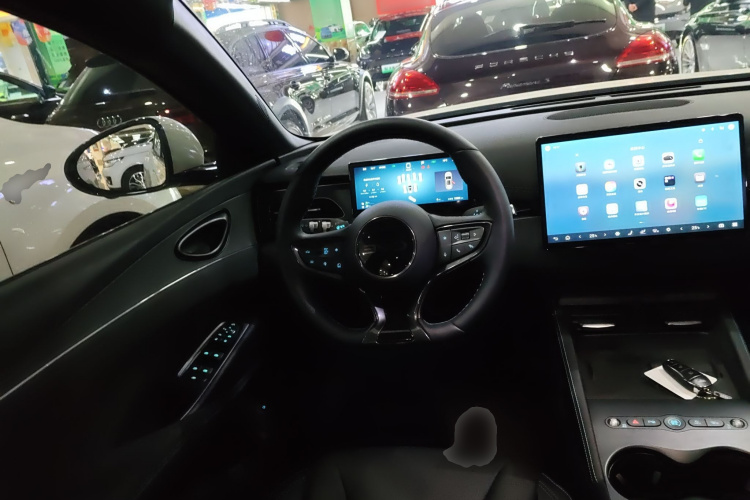 BYD Seal 06 DM-i 2025 #11 BYD Seal 06 DM-i 2025 immagine di auto #11