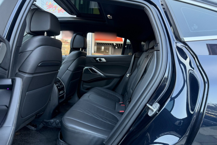 BMW X6 2021 #11 BMW X6 2021 car image #11