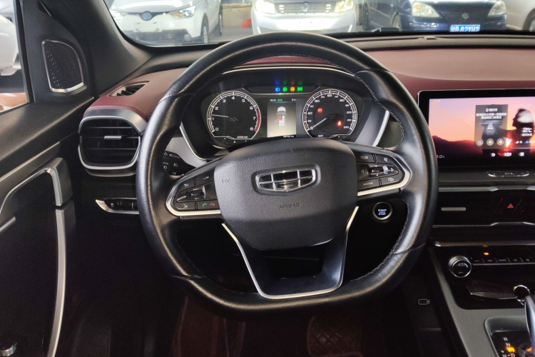 GEELY Coolray 2020 car image #11