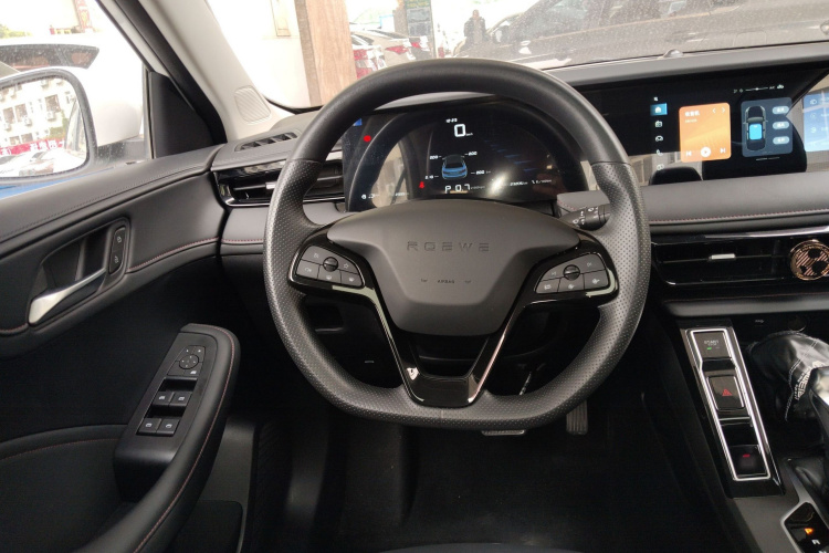 Roewe i5 2024 #11 Roewe i5 2024 car image #11
