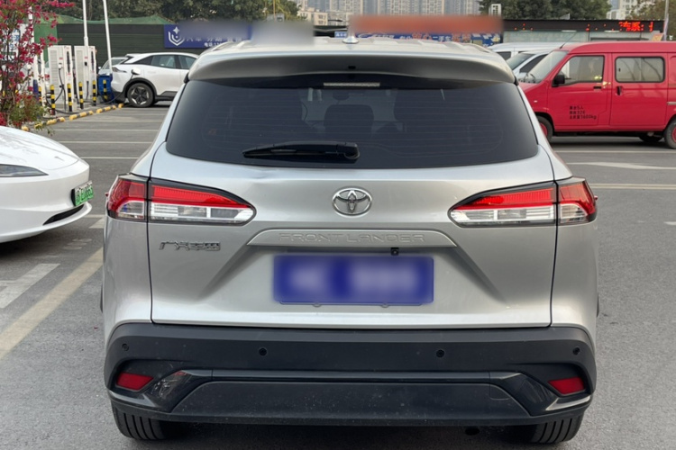 Toyota Frontlander 2023 car image #11