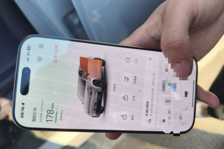 零跑汽车 零跑C10 2024 汽车图片 #11