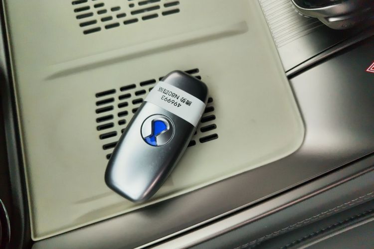 Denza N8 2023 #11 Denza N8 2023 imagem de carro #11