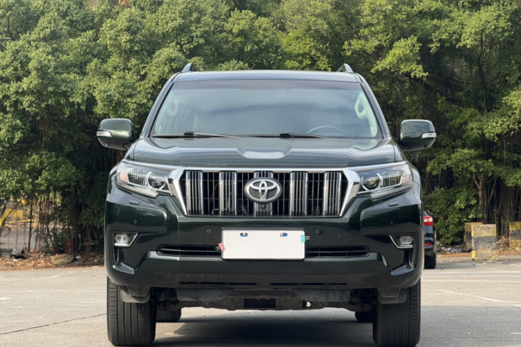 Toyota Land Cruiser Prado 2018 #11 Toyota Land Cruiser Prado 2018 car image #11