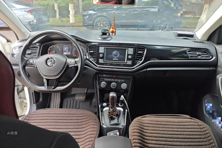 T-Roc 2019 immagine di auto #11