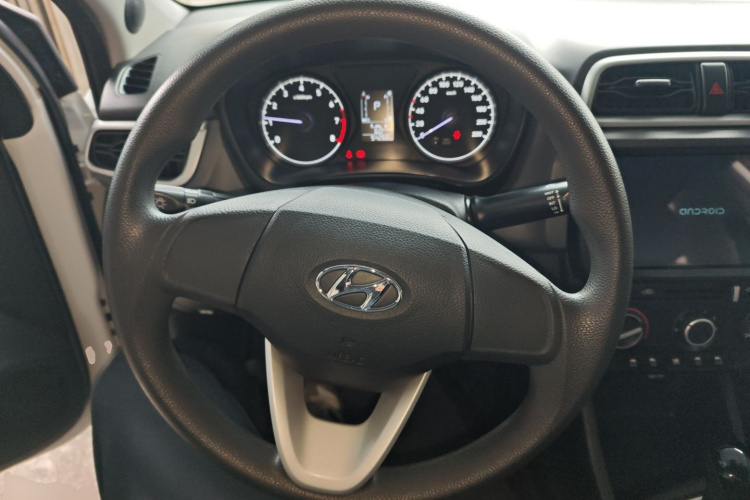 Hyundai Reina 2019 #11 Hyundai Reina 2019 car image #11