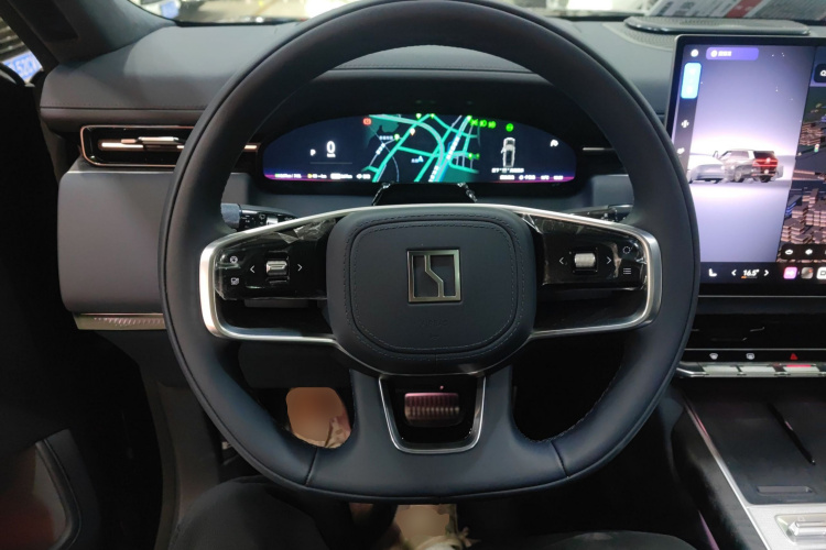 Zeekr 9X 2025 car image #11