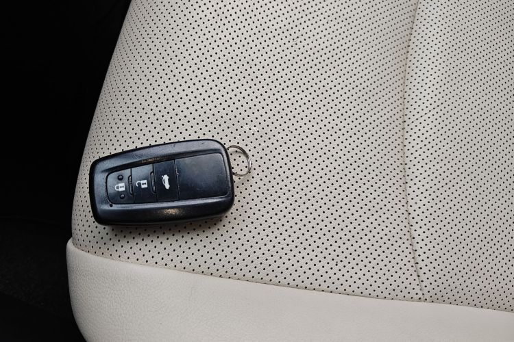 Toyota Corolla 2019 #11 Toyota Corolla 2019 car image #11