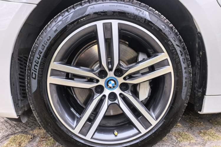 BMW 5 Series New Energy 2021 car image #11