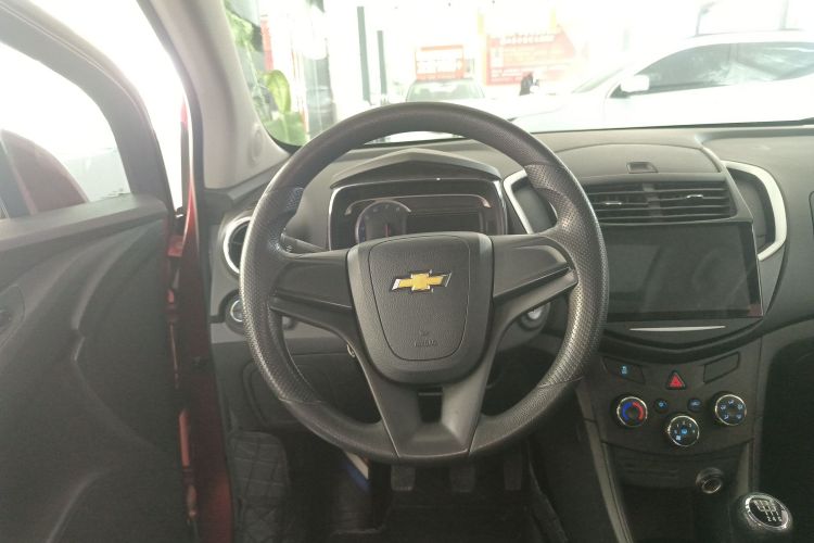 Chevrolet Tracker 2016 #11 Chevrolet Tracker 2016 immagine di auto #11