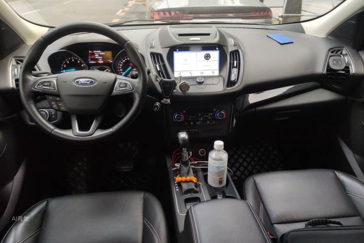 Ford Kuga 2017 car image #11