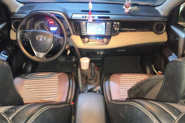 Toyota RAV4 2015 #11 Toyota RAV4 2015 car image #11