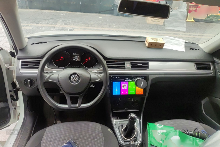 Volkswagen Bora 2019 car image #11
