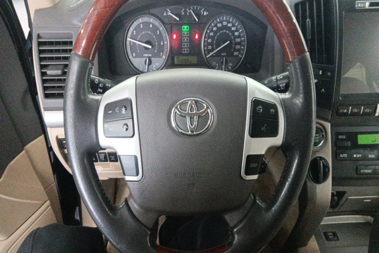 Toyota 2016 #11 Toyota 2016 car image #11
