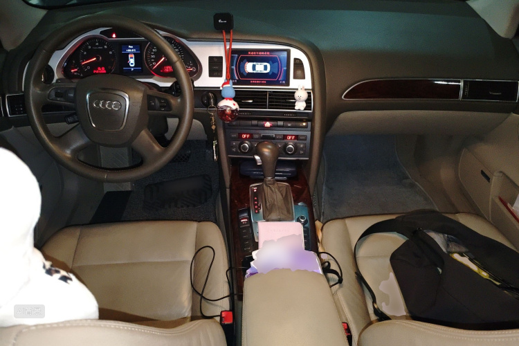 Audi A6L 2009 car image #11