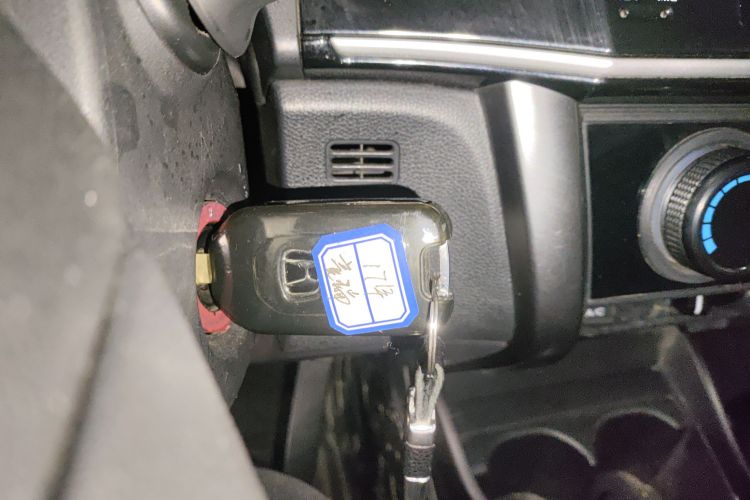 Honda Gienia 2017 car image #11