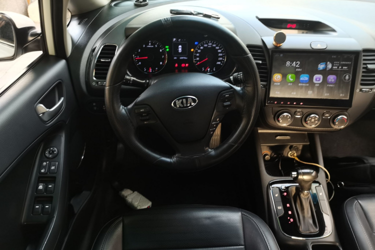 起亚 起亚K3 2018 汽车图片 #11