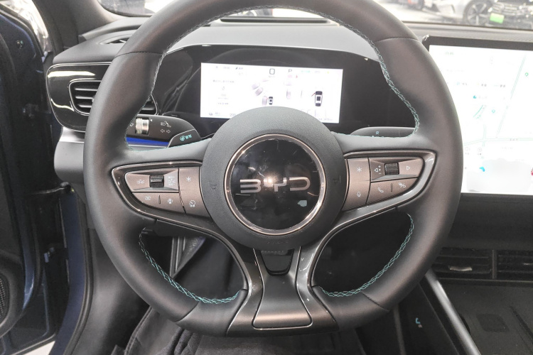 BYD Seal 06 New Energy 2025 #11 BYD Seal 06 New Energy 2025 car image #11