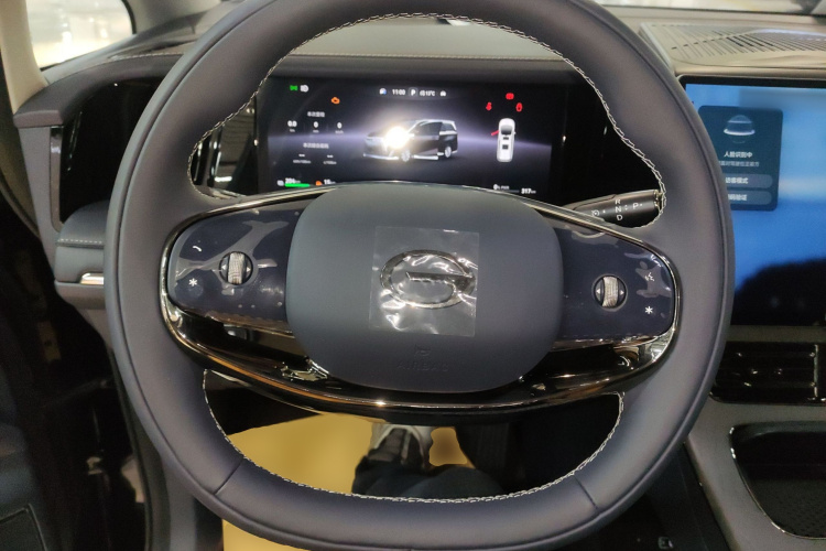 GAC Trumpchi Xiangwang M8 2025 car image #11